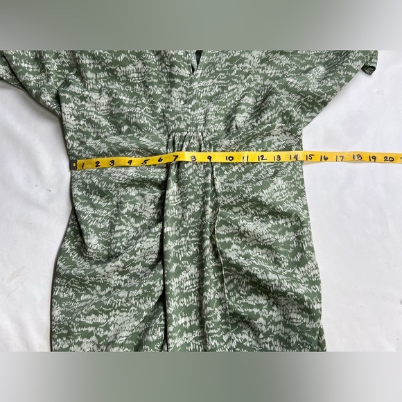 ENTRO Moss green and white abstract print kimono style midi dress size M. - Picture 13 of 14